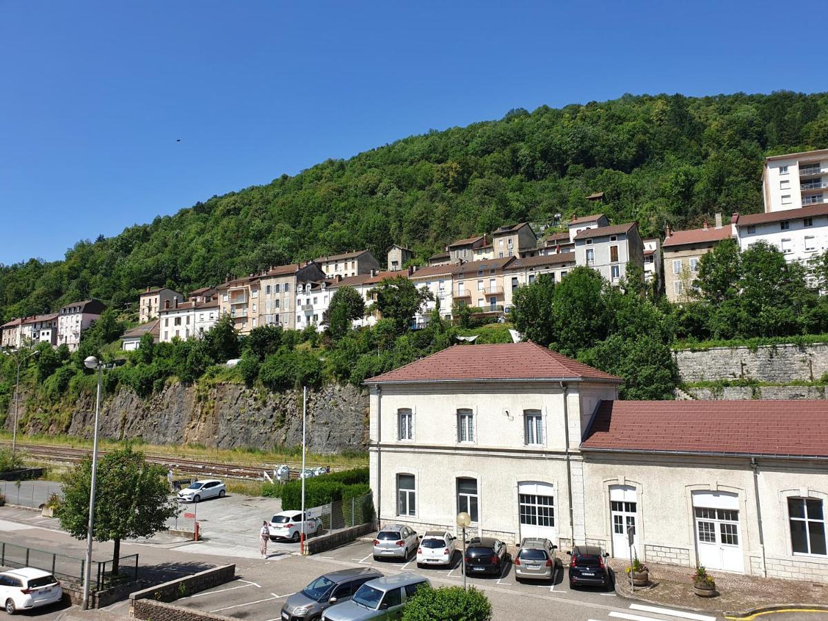 Jura Hotel Restaurant Le Panoramic Saint-Claude Buitenkant foto