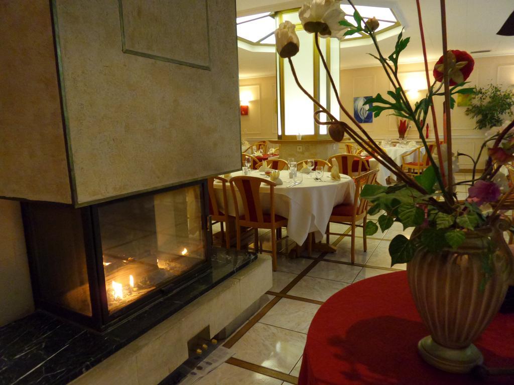 Jura Hotel Restaurant Le Panoramic Saint-Claude Buitenkant foto